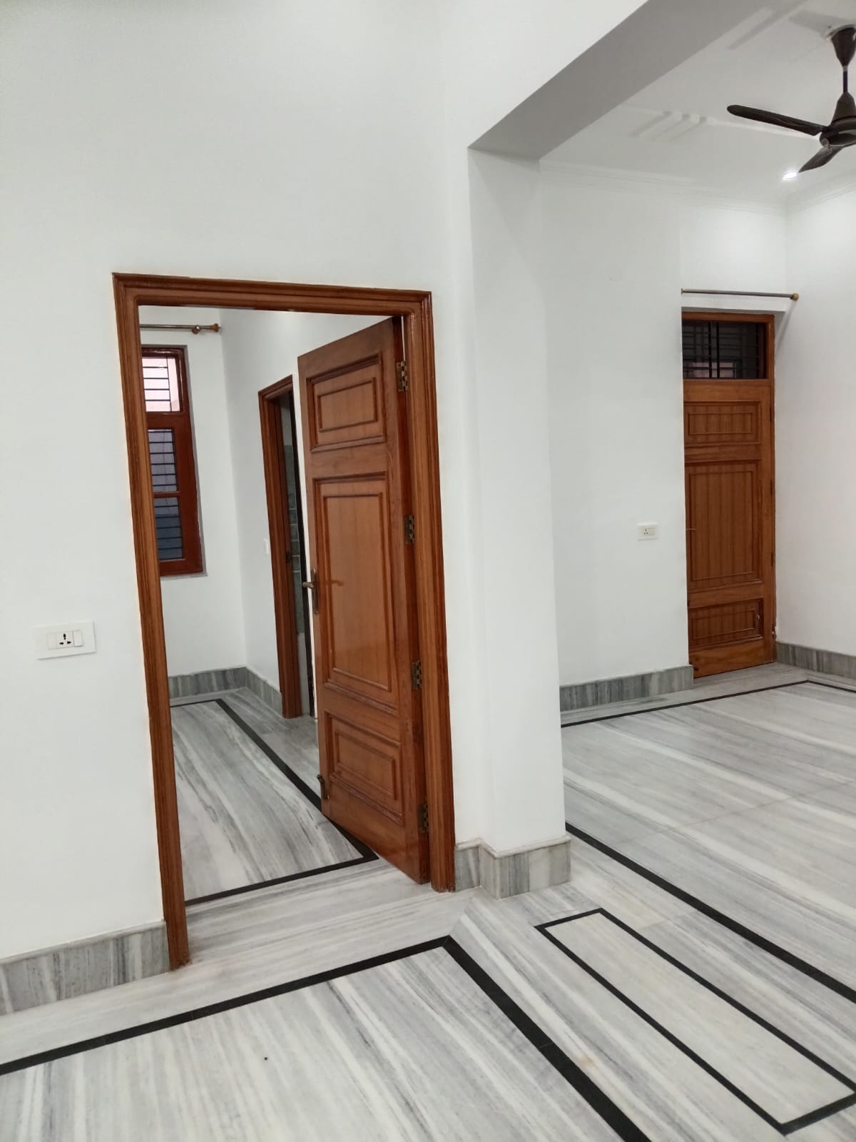 2 BHK Builder Floor For Rent in Canal Road 