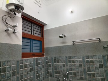 Bathroom in 2 BHK Builder Floor at Canal Road – for Rent