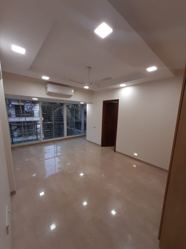 Room, palazzo-apartment 4 Bedroom 1800 Sq.Ft. Apartment In Santacruz West Mumbai 8985576