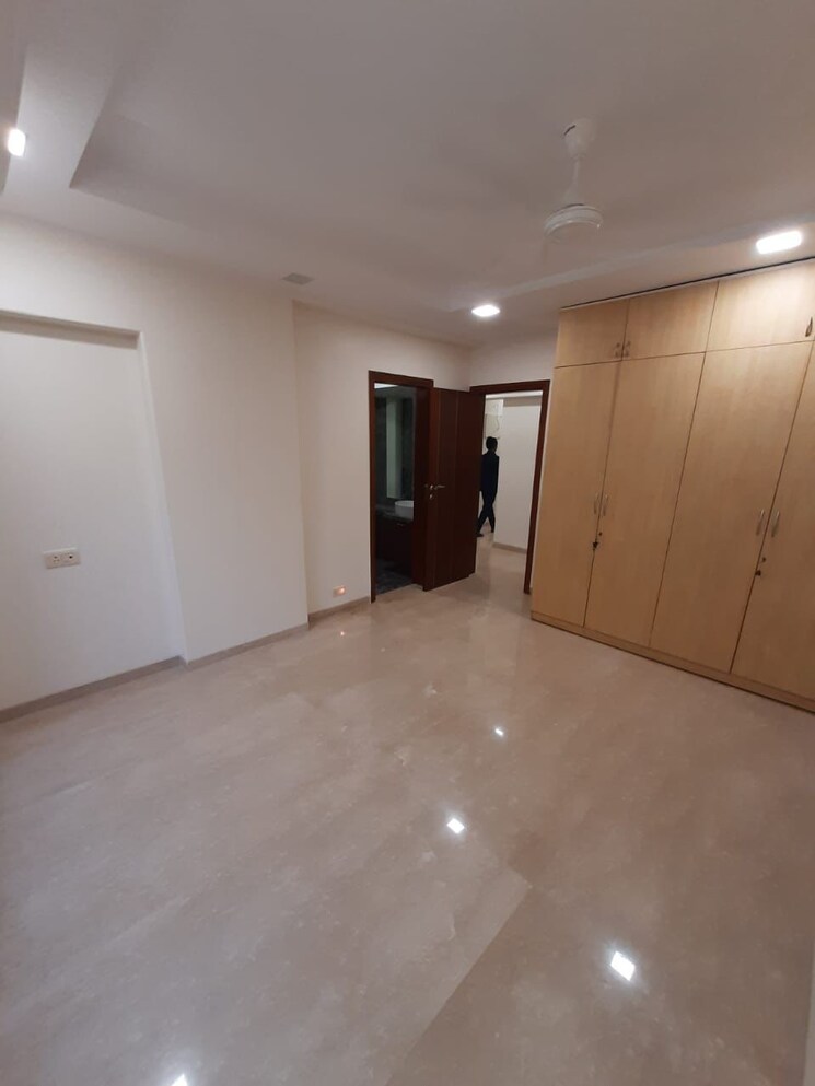 Room, palazzo-apartment 4 Bedroom 1800 Sq.Ft. Apartment In Santacruz West Mumbai 8985576