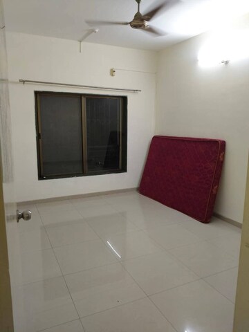 Room in 2 BHK Apartment at Shroff Soleno Mhalunge, Mahalunge – for Rent