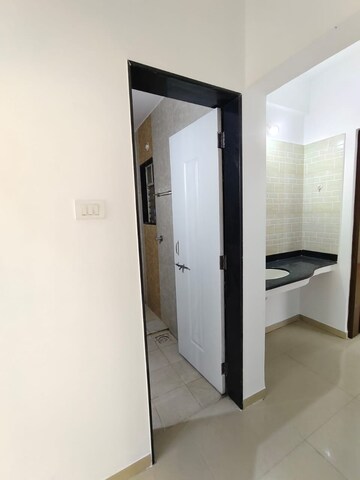 Room in 2 BHK Apartment at GK Dwarka Sai Paramount, Balewadi – for Rent