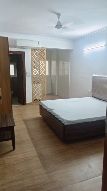Bedroom in 2 BHK Apartment at DLF One Midtown, Moti Nagar – for Rent