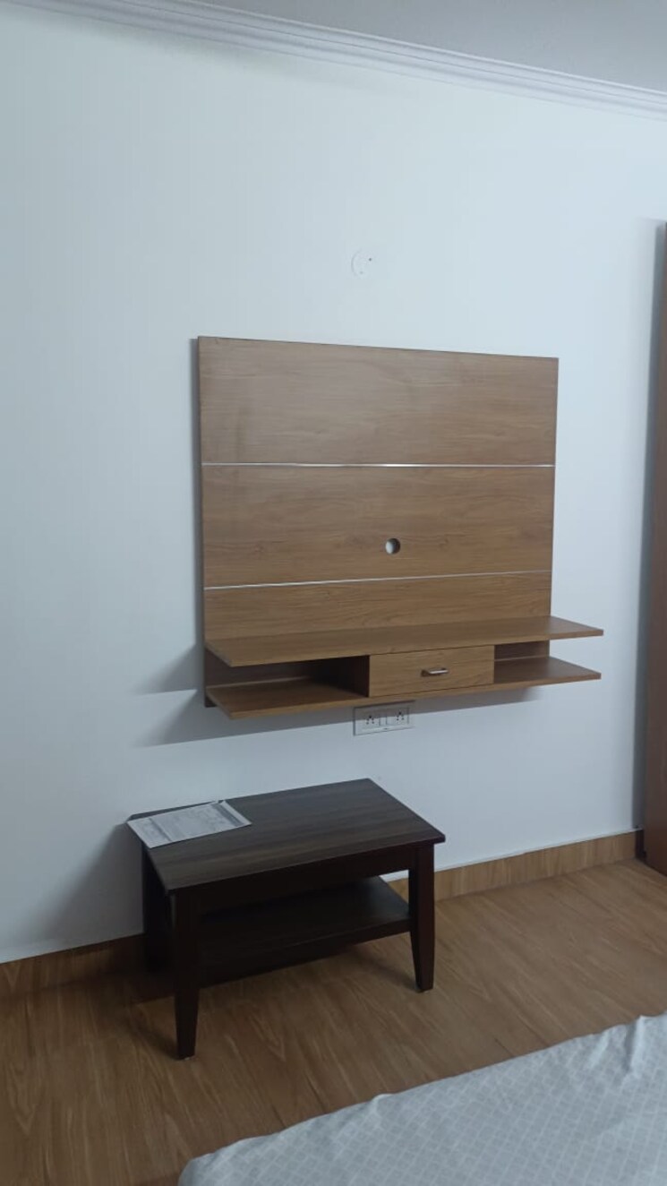 undefined, dlf-one-midtown 2 Bedroom 1732 Sq.Ft. Apartment In Moti Nagar Delhi 8985742