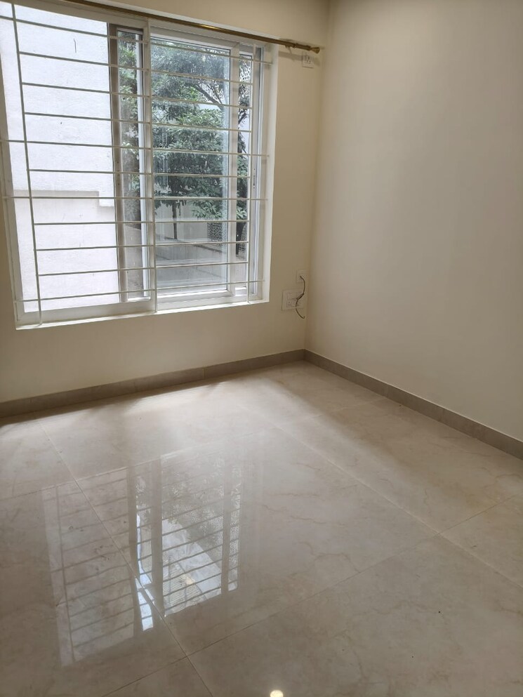 Room, richmond town 3 Bedroom 1600 Sq.Ft. Apartment In Richmond Town Bangalore 8985670