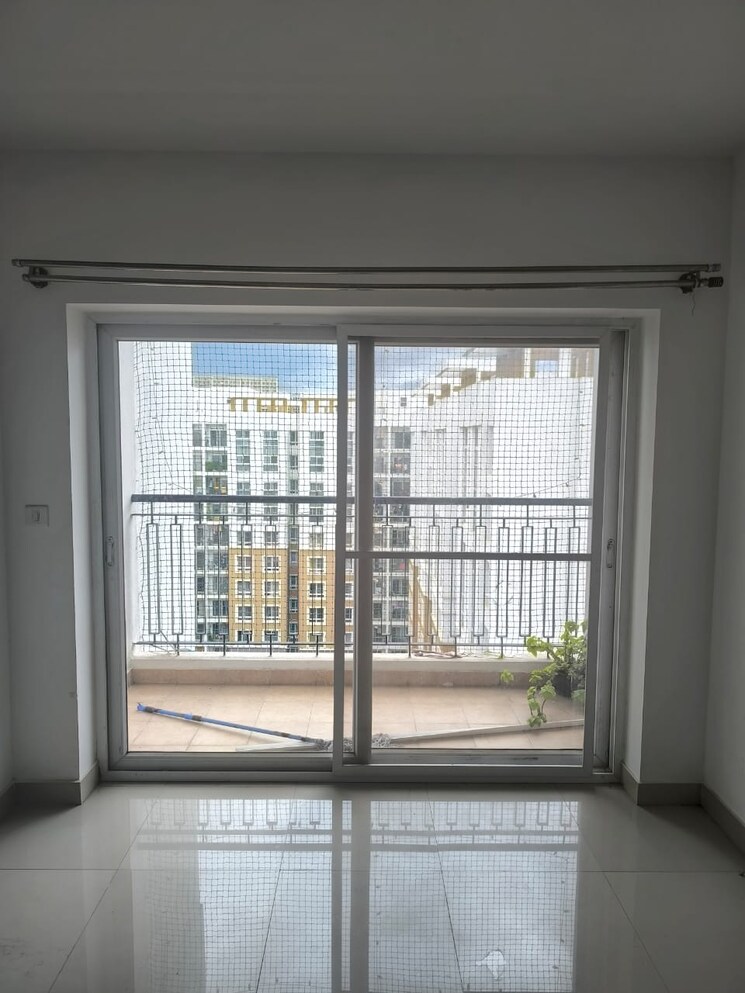 Room, kolte-patil-raaga 2.5 Bedroom 1304 Sq.Ft. Apartment In Hennur Road Bangalore 8985735