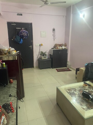 Team Area in 2 BHK Apartment at Signature Global The Millennia, Sector 37d – for Rent