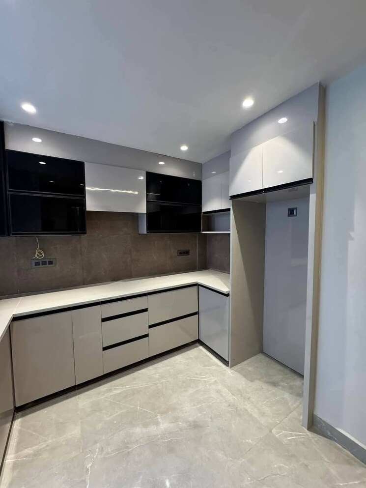 Kitchen, signature-global-twin-tower-dxp 3 Bedroom 2650 Sq.Ft. Apartment In Sector 84 Gurgaon 8985780