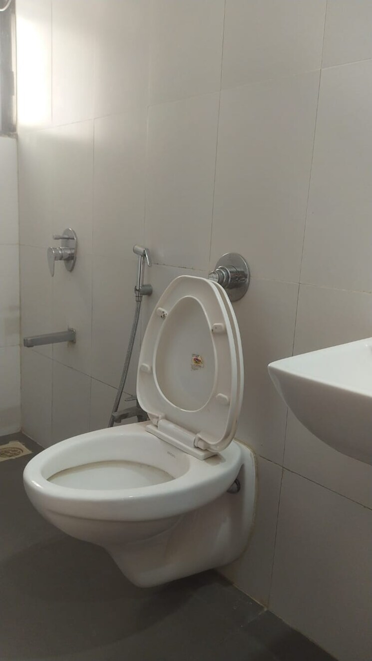 Attached Bathroom, neptune-100-abov 2 Bedroom 1069 Sq.Ft. Apartment In Bhandup West Mumbai 8985901