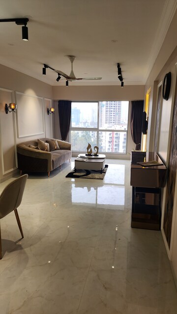 Team Area in 2 BHK Apartment at Vision Heights, Jogeshwari West – for Sale