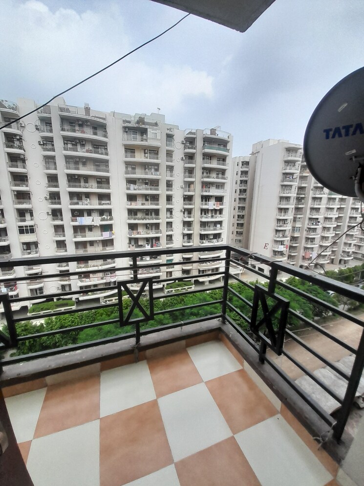 Balcony, maya-garden-city 3 Bedroom 1530 Sq.Ft. Apartment In Lohgarh Zirakpur 8985900