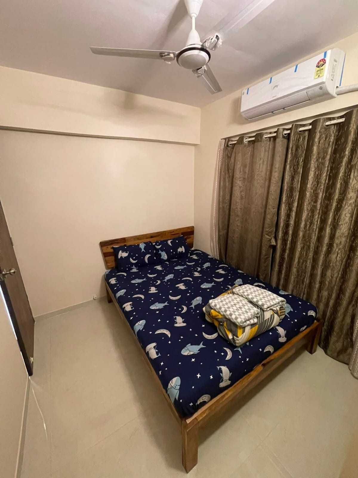 1 BHK + Extra Room 419 Sq.Ft. Apartment in Manik Moti Varsova