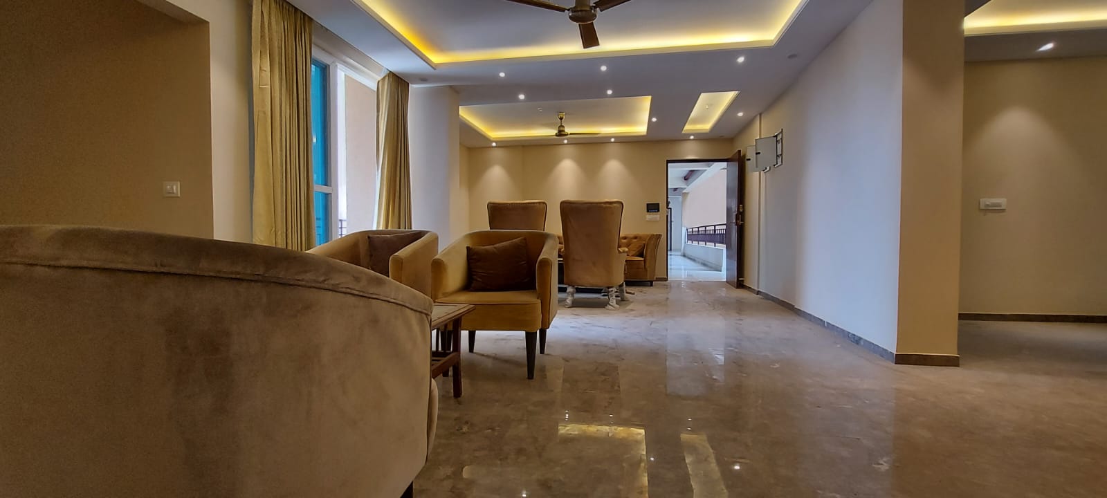 3 BHK + Servant Room Apartment For Sale in Solitairian City Speed