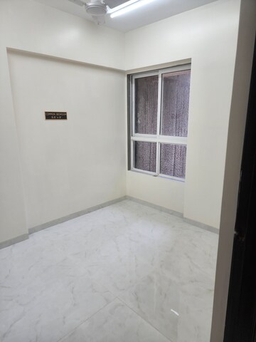 Room in 1.5 BHK Apartment at Vision Heights, Jogeshwari West – for Sale