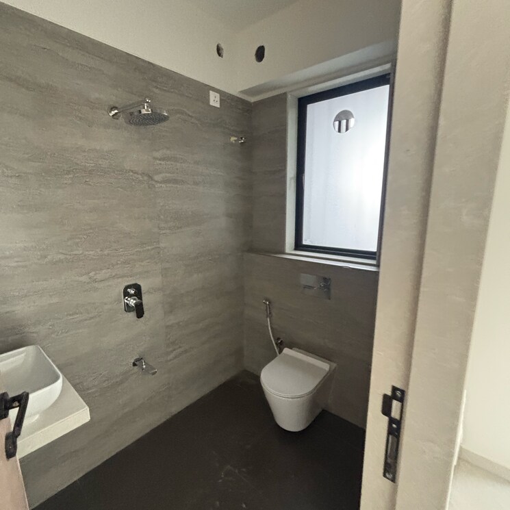 Bathroom, matunga east 3 Bedroom 1200 Sq.Ft. Apartment In Matunga East Mumbai 8986072