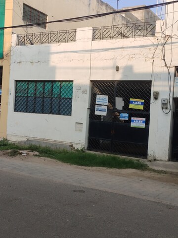 2.5 BHK Independent House For Sale in Aliganj
