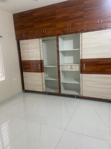 Room in 2 BHK Apartment at SR Residency Ameerpet, Ameerpet – for Rent