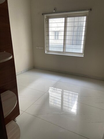 Room in 2 BHK Apartment at SR Residency Ameerpet, Ameerpet – for Rent