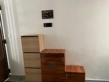 Furnished Amenities in 2 BHK Apartment at SR Residency Ameerpet, Ameerpet – for Rent