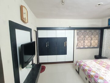 Team Area in 6 BHK Apartment at Lower Parel – for Rent
