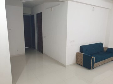 Room in 3 BHK Apartment at Bhadaj – for Rent