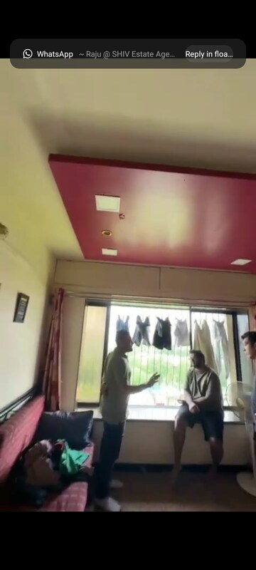 Living Room in 1 BHK Apartment at Jyoti Complex, Goregaon East – for Rent