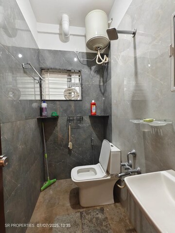 Bathroom in 2 BHK Builder Floor at Hsr Layout Sector 2 – for Rent
