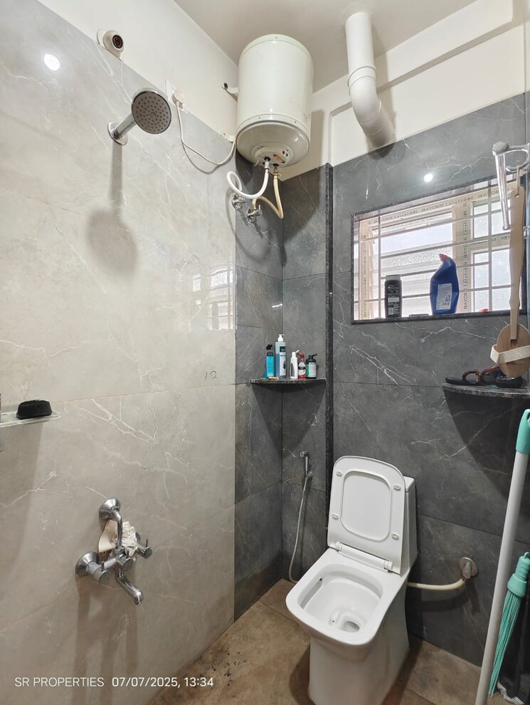 Bathroom, hsr layout sector 2 2 Bedroom 1800 Sq.Ft. Builder Floor In Hsr Layout Sector 2 Bangalore 8986346