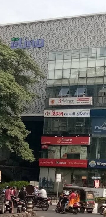  Office Space For Rent in Anand Mahal Road