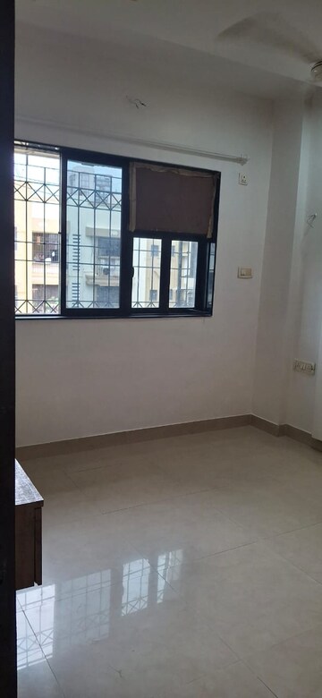 Room in 1 BHK Apartment at Shiv Gauri, Malad West – for Rent