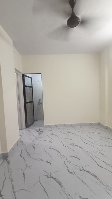 Room in 1 BHK Apartment at Omkar Prasad CHS, Borivali West – for Rent