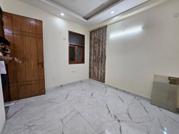 Room, himgiri-enclave 3 Bedroom 900 Sq.Ft. Builder Floor In Burari Delhi 8986408