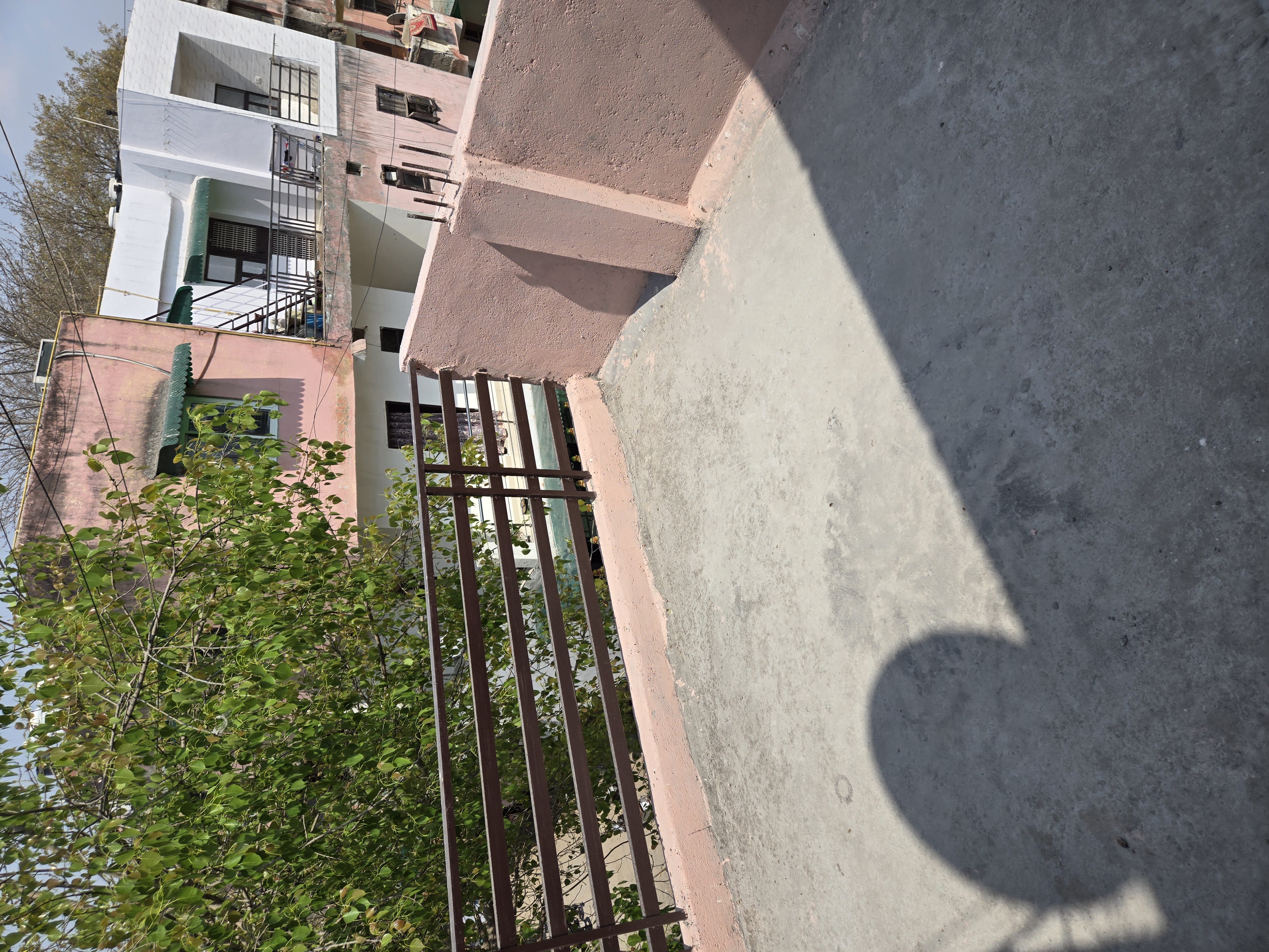 1 RkApartment For Sale in DDA SFS Sector 2 Pocket 1