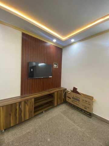 Room in 1 BHK Apartment at Freedom Fighters Enclave – for Rent