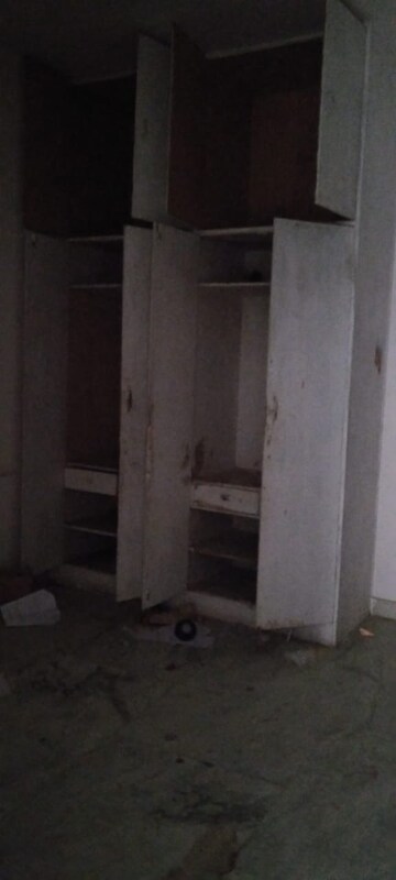 Bathroom in 1 BHK Builder Floor at Kishangarh – for Rent