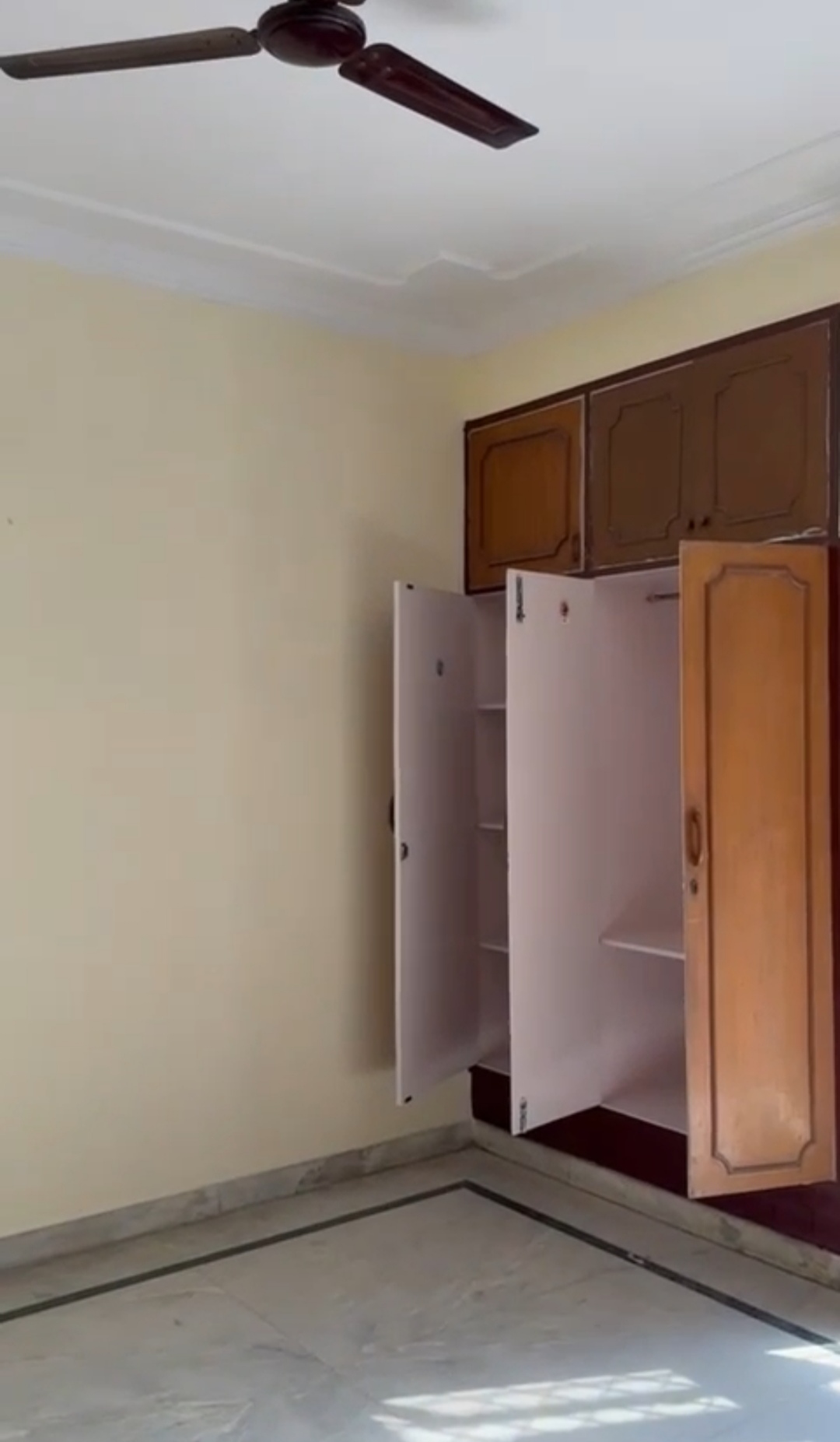 6+ BHK + Pooja Room,Servant Room,Study Room,Extra Room Independent House For Rent in Sector 41