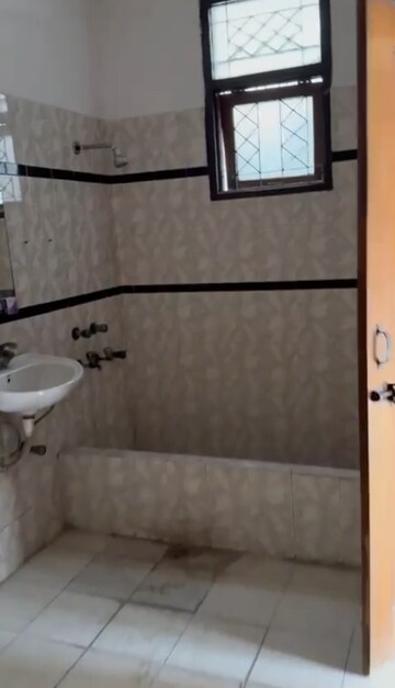 Bathroom in 6+ BHK Independent House at Sector 41 – for Rent