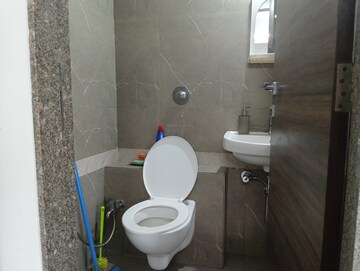 Bathroom in 1 BHK Apartment at Yash Laxman Niwas, Malad West – for Rent