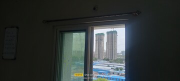 Room in 2 BHK Apartment at PWS 7 Hills, Narsingi – for Rent