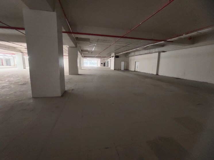 Room, paranjape-athashri-xion Commercial Showroom 35000 Sq.Ft. In Hinjewadi Pune 8986606