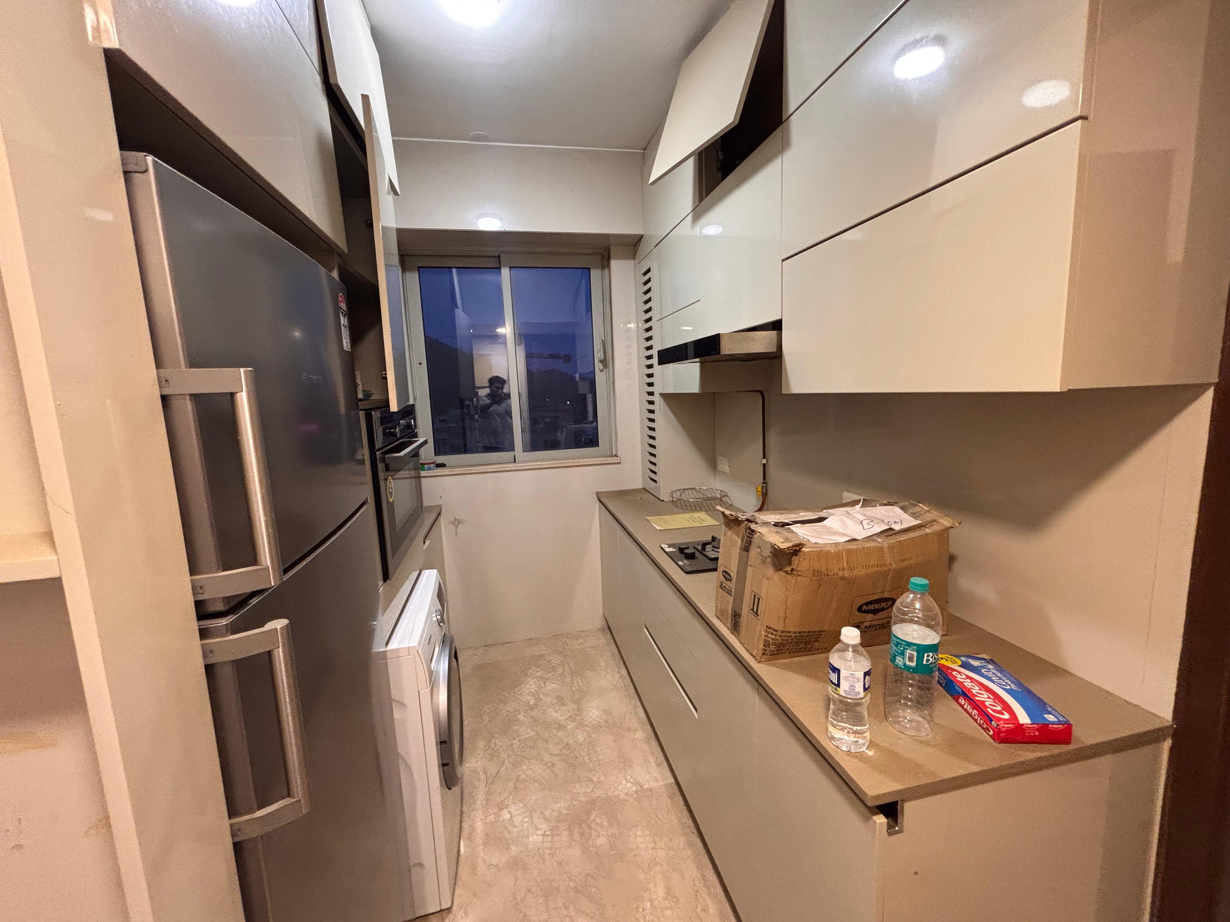 2 BHK Apartment For Rent in Hiranandani Castle Rock