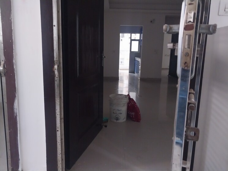 undefined, vvip-homes 2 Bedroom 1060 Sq.Ft. Apartment In Gaur City 2 Greater Noida 8986638