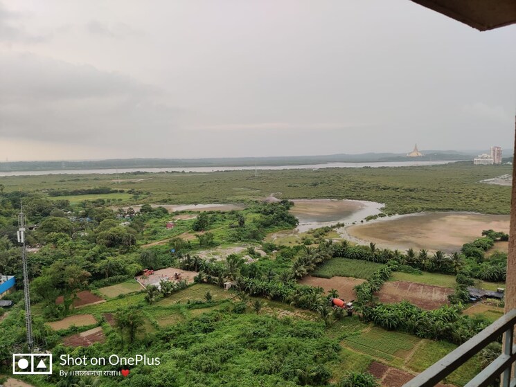 Garden, gurukrupa-marina-enclave 2 Bedroom 668 Sq.Ft. Apartment In Malad West Mumbai 8986659