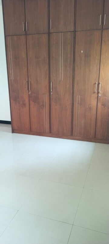 Room in 3 BHK Apartment at Kaggadasapura – for Rent