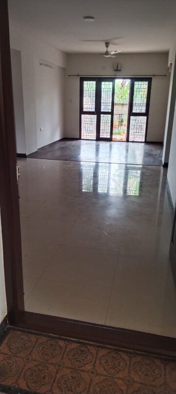 Room in 3 BHK Apartment at Kaggadasapura – for Rent