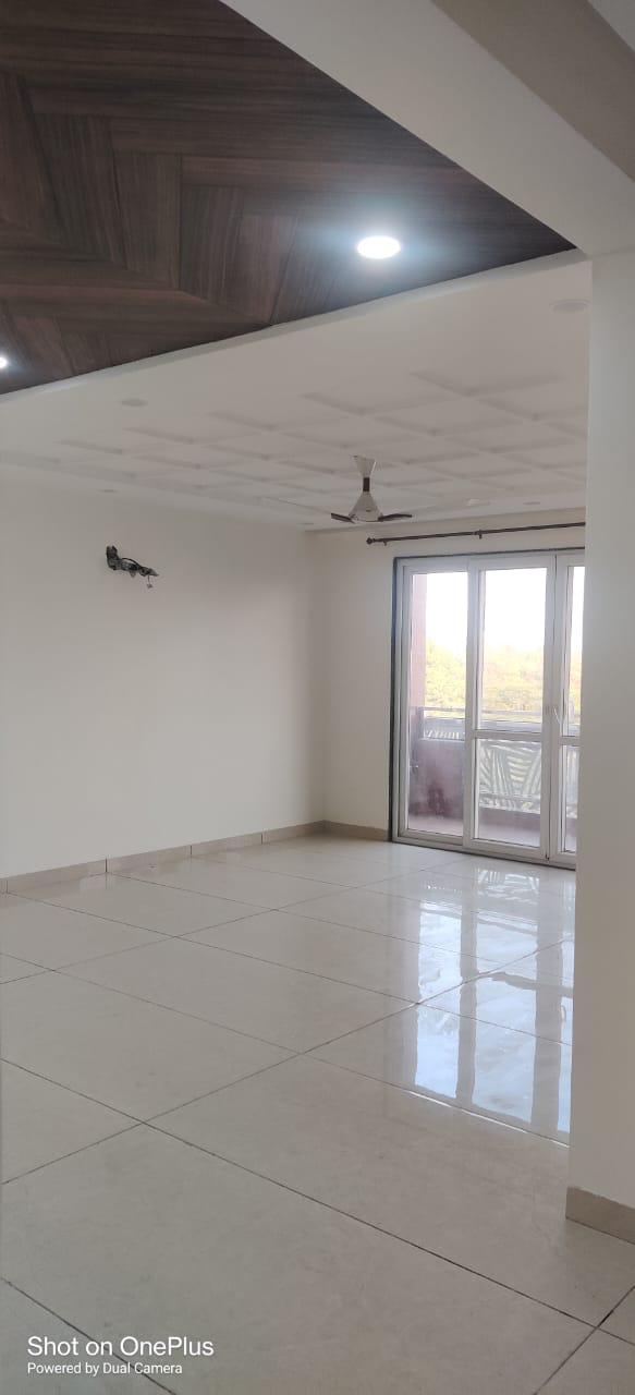 4 BHK + Servant Room Builder Floor For Rent in Vasant Kunj