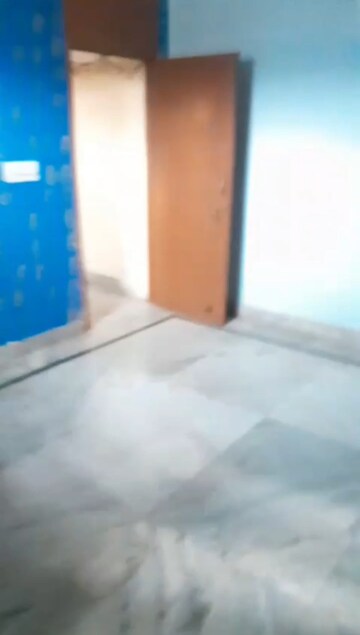 Room in 1 BHK Builder Floor at Vaishali Sector 5 – for Rent