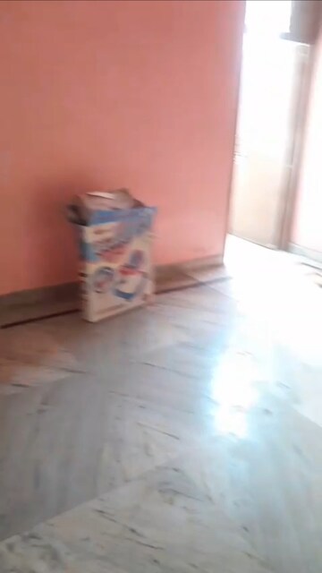Living Room in 1 BHK Builder Floor at Vaishali Sector 5 – for Rent
