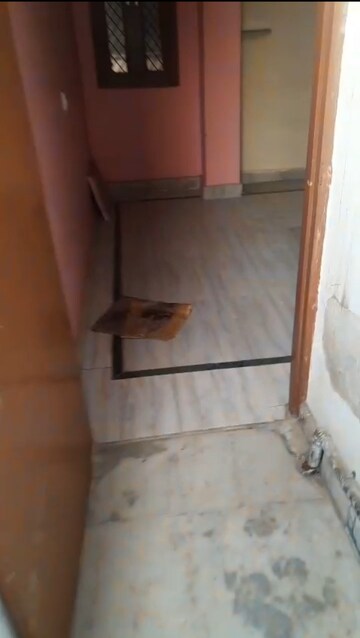 Living Room in 1 BHK Builder Floor at Vaishali Sector 5 – for Rent
