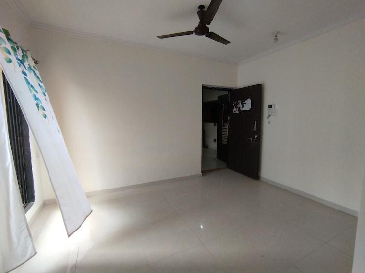 Room, raunak-city-sector-2-b7 1 Bedroom 588 Sq.Ft. Apartment In Kalyan West Thane 8986699